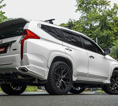 Фото дисков Vossen HF6-4 на Mitsubishi Pajero Sport III