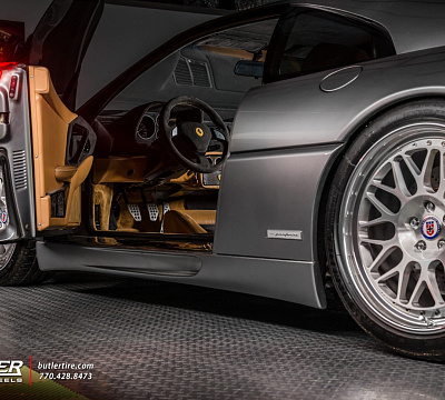 Фото дисков HRE 300 на Ferrari F355