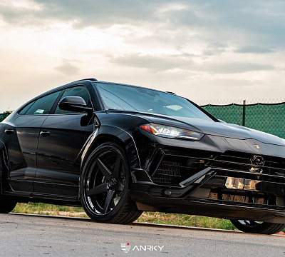 Фото дисков Anrky RS5.3 на Lamborghini Urus