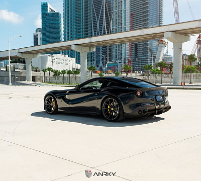 Фото дисков Anrky AN12 на Ferrari F12