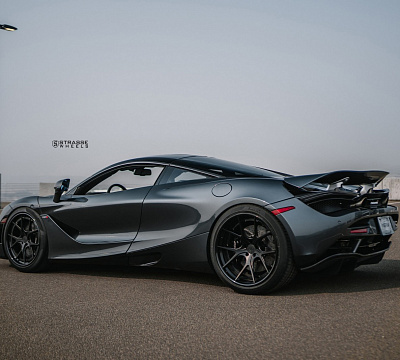 Фото дисков Strasse Wheels SM5R Deep Concave FS на McLaren 720S