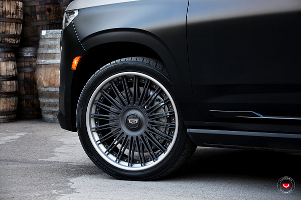 Фото дисков Vossen S17-14 (3-Piece) Сатиновый темный лак на Cadillac Escalade V