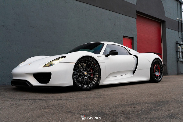 Фото дисков Anrky AN20 Aerosport Черный глянец на Porsche 918 Spyder
