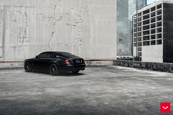 Фото дисков Vossen HF-8 Черный глянец на Rolls-Royce Wraith