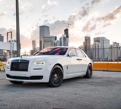 Фото дисков Vossen S17-15T на Rolls-Royce Ghost I