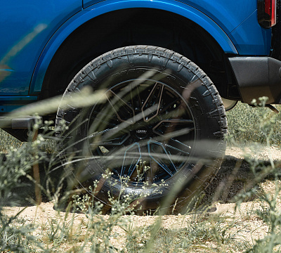 Фото дисков Vossen HF6-5 на Ford Bronco