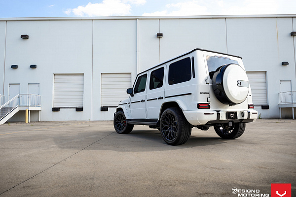 Фото дисков Vossen HF-2 Черный глянец на Mercedes-Benz G-Class III