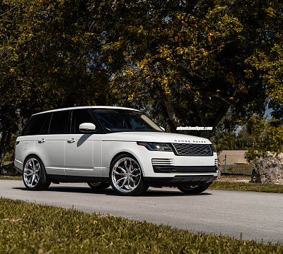 Фото дисков HRE P201 на Land Rover Range Rover IV