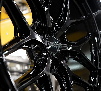 Vossen HFX-1 (6-Lug)