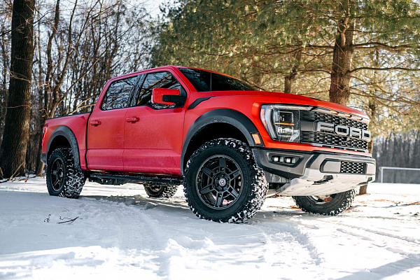 Фото дисков HRE FT1 Черный сатин на Ford F-150 XIII