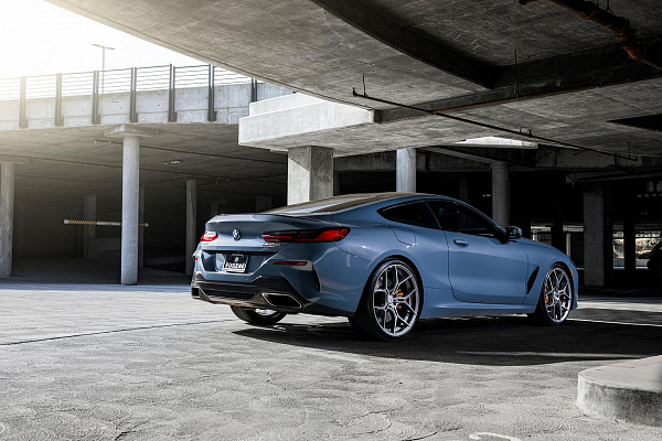 Фото дисков Asanti MONARCH Глянцевый тонированный лак на BMW 8/M8