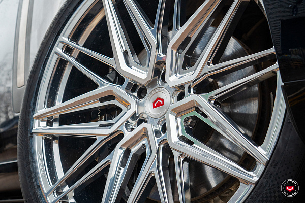 Фото дисков Vossen EVO-5R Полированный лак на Land Rover Range Rover V