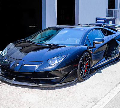 Фото дисков Strasse Wheels SV10 Deep Concave FS на Lamborghini Aventador