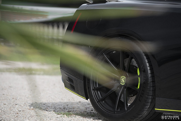 Фото дисков Strasse Wheels SV1 Deep Concave Monoblock Черный сатин на Nissan GT-R