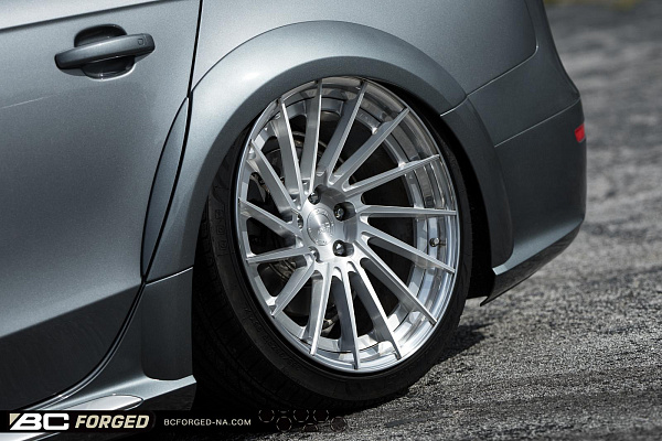 Фото дисков BC Forged HCA215 Глянцевый лак на Audi A/S/RS 4 (B8)