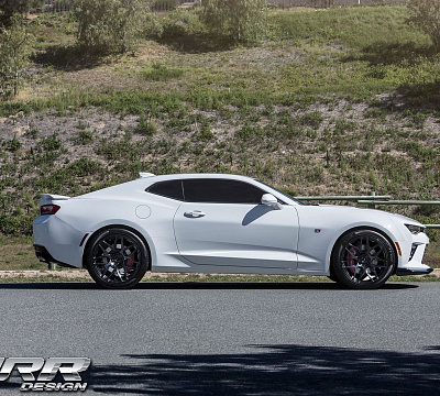 Фото дисков MRR FS01 на Chevrolet Camaro VI