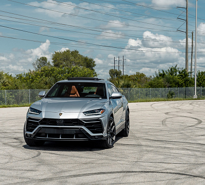 Фото дисков Vossen HF-5 на Lamborghini Urus