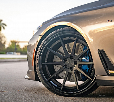 Фото дисков Strasse Wheels R10 Deep Concave FS на BMW 7 (G11/G12)