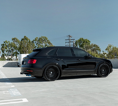 Фото дисков HRE 501 на Bentley Bentayga