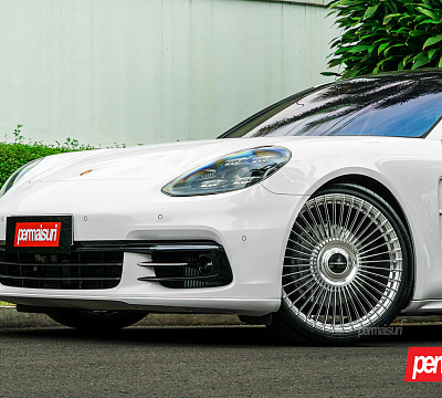 Фото дисков Vossen S17-16 на Porsche Panamera II