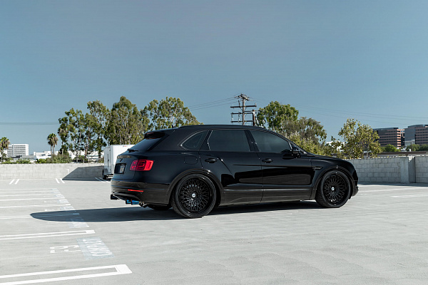 Фото дисков HRE 501 Черный сатин на Bentley Bentayga