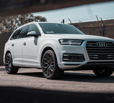 Фото дисков Vossen HF-2 на Audi Q7 (4M)