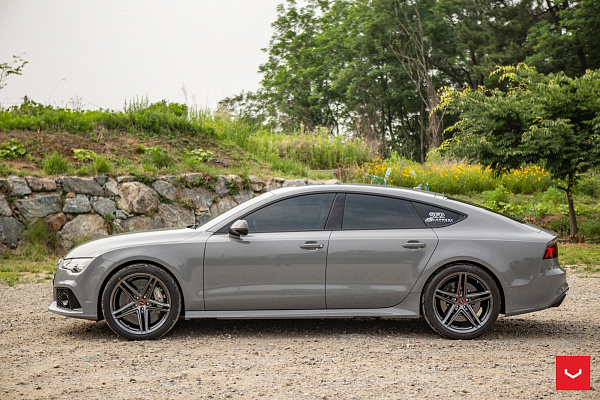 Фото дисков Vossen VFS-5 Глянцевый графит на Audi A/RS 7 (4G)