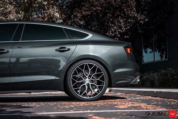Фото дисков Vossen HF-2 Алмазная проточка на Audi A/S/RS 5 (F5)