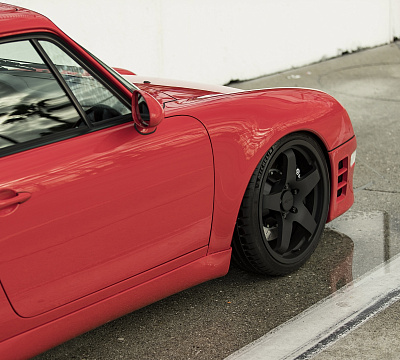 Фото дисков Rotiform ROC на Porsche 911 II