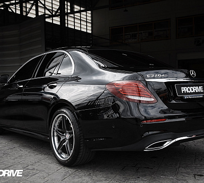 Фото дисков HRE S107 на Mercedes-Benz E-Class (W213, S213, C238)