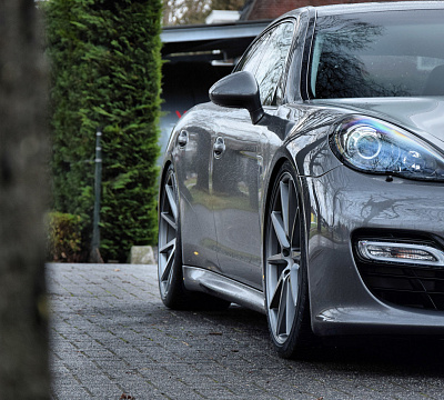 Фото дисков Vossen VFS-1 на Porsche Panamera I