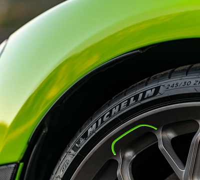 Фото дисков Brixton Forged PF14 R / RS на McLaren 600