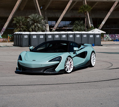 Фото дисков Anrky AN18 на McLaren 600