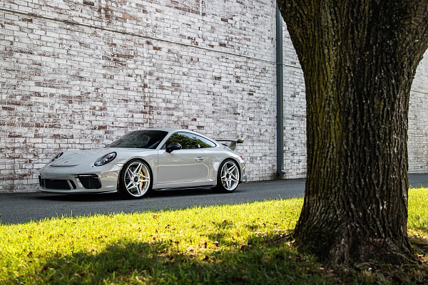 Фото дисков Anrky S3-X1 Глянцевый лак на Porsche 911 VII