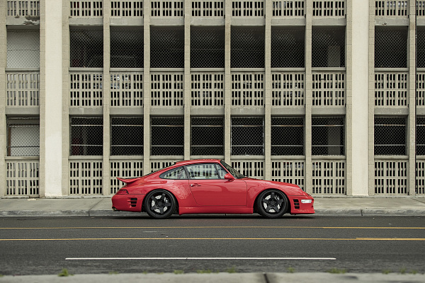 Фото дисков Rotiform ROC Черный матовый на Porsche 911 II