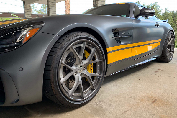 Фото дисков HRE S101 Сатиновый тонированный лак на Mercedes-Benz AMG GT I