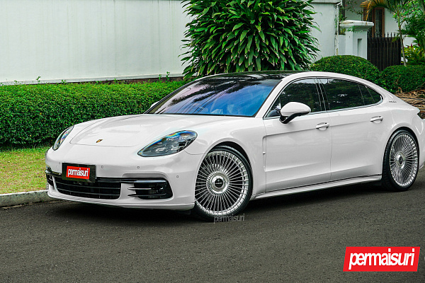 Фото дисков Vossen S17-16 Глянцевый лак на Porsche Panamera II