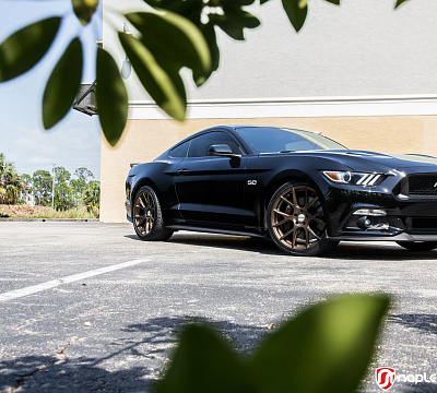Фото дисков Vossen VFS-10 на Ford Mustang VI