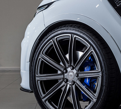 Фото дисков Vossen UV-2 на Land Rover Range Rover Sport II