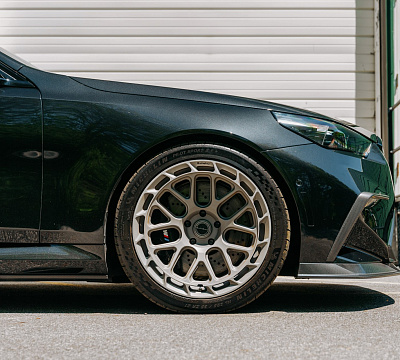 Фото дисков Brixton Forged TR08 AERO1 на BMW 5/M5 (G60/G90)