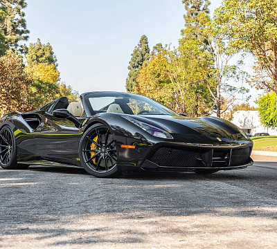 Фото дисков HRE P104SC на Ferrari 488