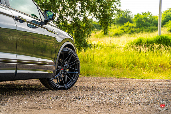 Фото дисков Vossen EVO-2 Черный сатин на Volkswagen Tiguan II
