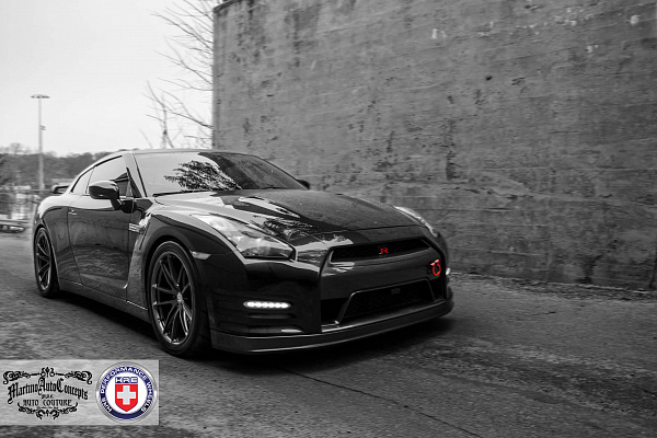 Фото дисков HRE P104 Глянцевый темный лак на Nissan GT-R