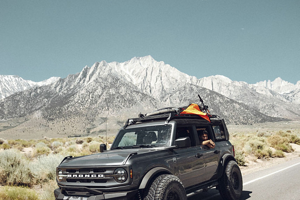 Фото дисков Black Rhino ARSENAL Черный сатин на Ford Bronco