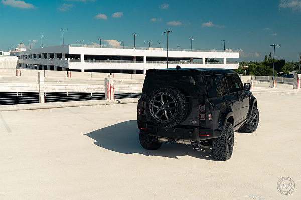 Фото дисков Vossen UV-X Матовый графит на Land Rover Defender II