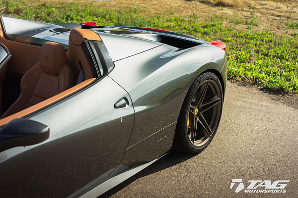 Фото дисков HRE P207 Черный сатин на Ferrari 458
