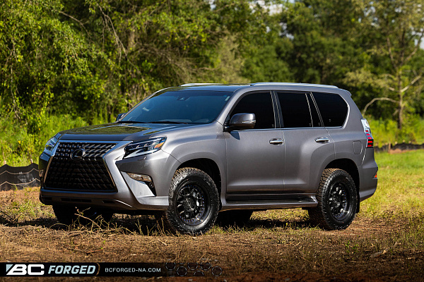 Фото дисков BC Forged LE72 // MLE72 Глянцевый темный лак на Lexus GX II