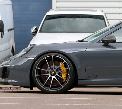 Фото дисков HRE P104 на Porsche 911 VII