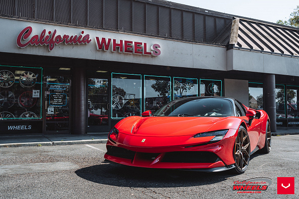 Фото дисков Vossen HF-5 Сатиновая бронза на Ferrari SF90