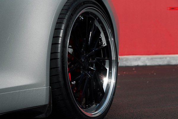 Фото дисков Anrky RS3 Черный глянец на Porsche 911 VII
